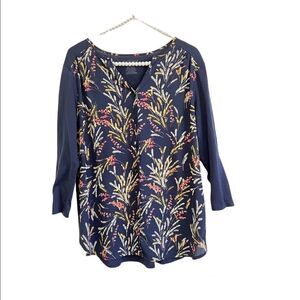 Van Heusen Women’s Navy Button Down Floral 3/4 Sleeve Blouse Size Medium